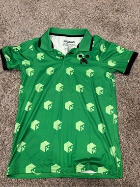 Minecraft Kids Green Polo Shirt with Pixel Cube Print